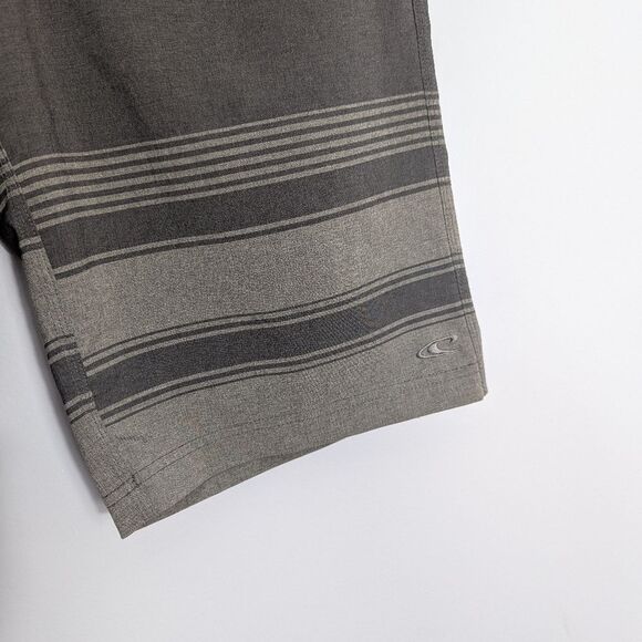 O'Neill Hybrid Men's Gray Striped Board Shorts Waist 30 - Picture 2 of 8